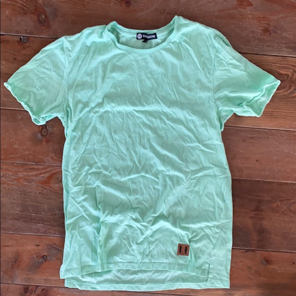 Beau Hudson women’s tee mint